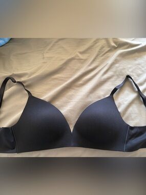 Victoria's Secret Black Smooth T-Shirt Bra